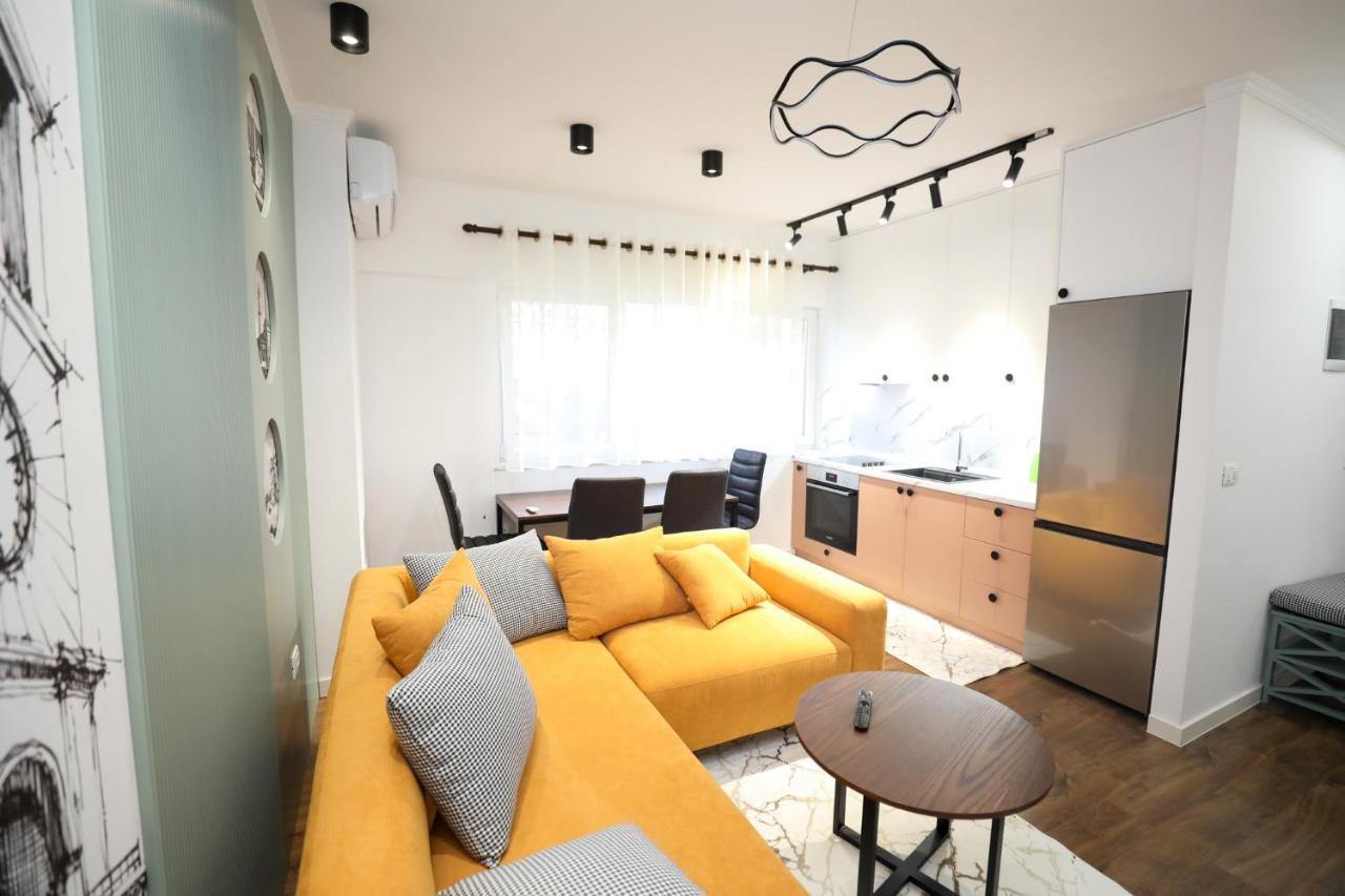 Tirana Center Apartment - Your Cosy Corner Extérieur photo