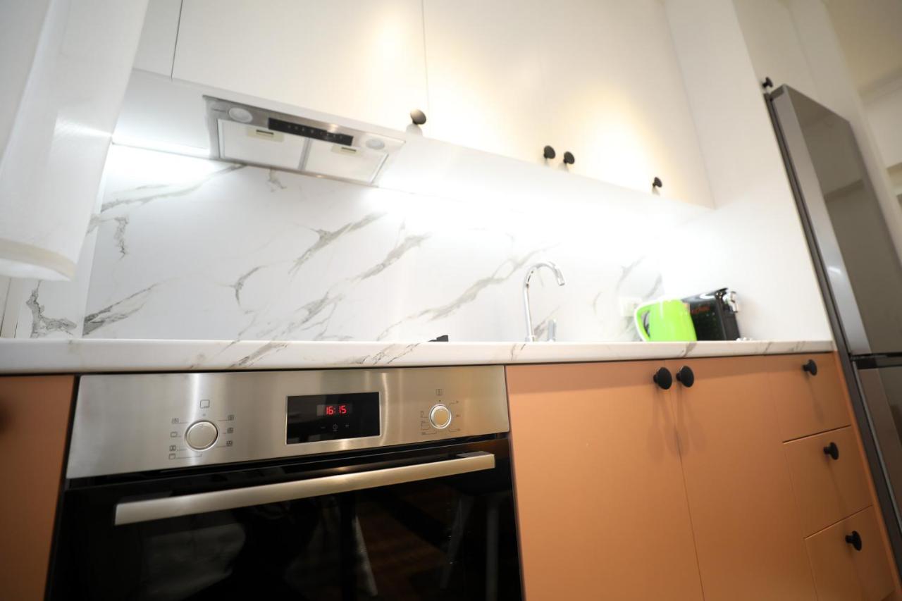 Tirana Center Apartment - Your Cosy Corner Extérieur photo