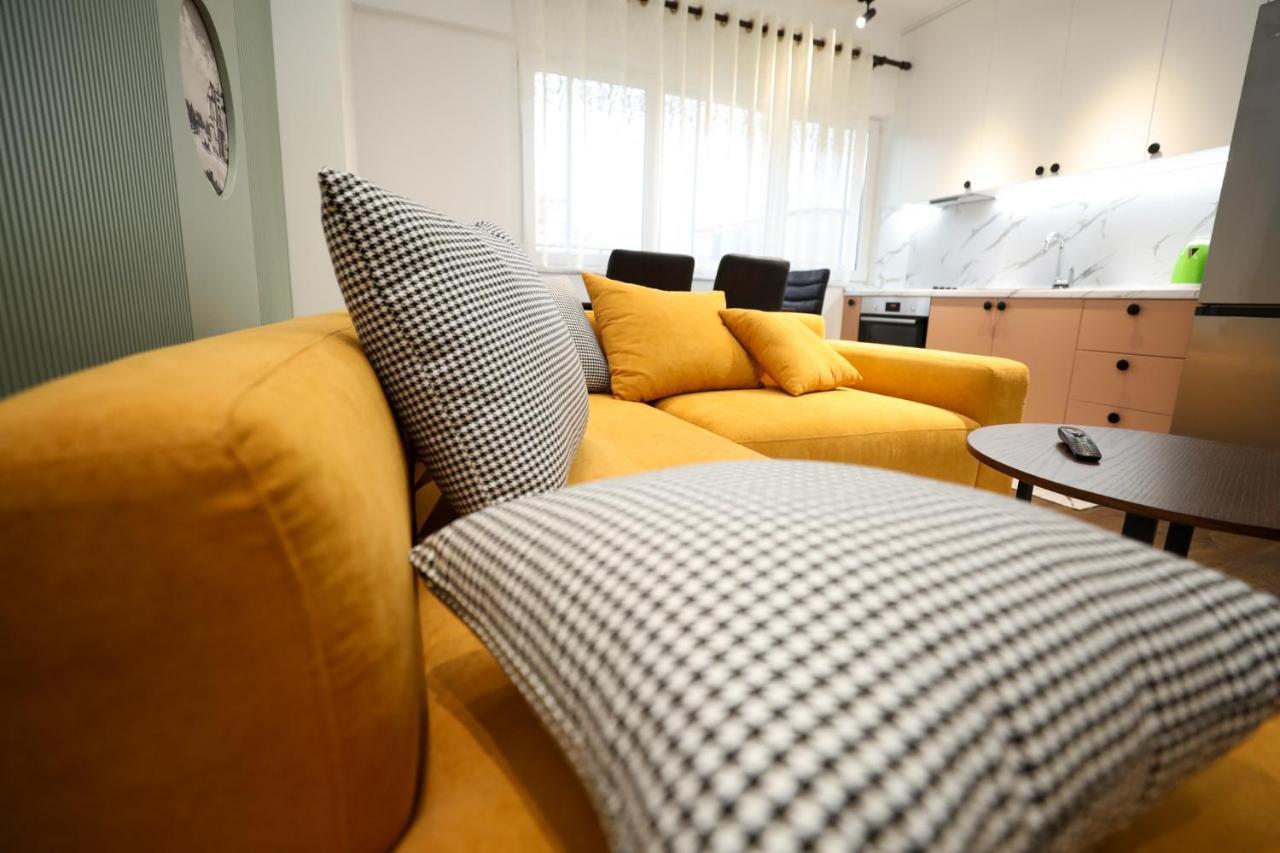 Tirana Center Apartment - Your Cosy Corner Extérieur photo